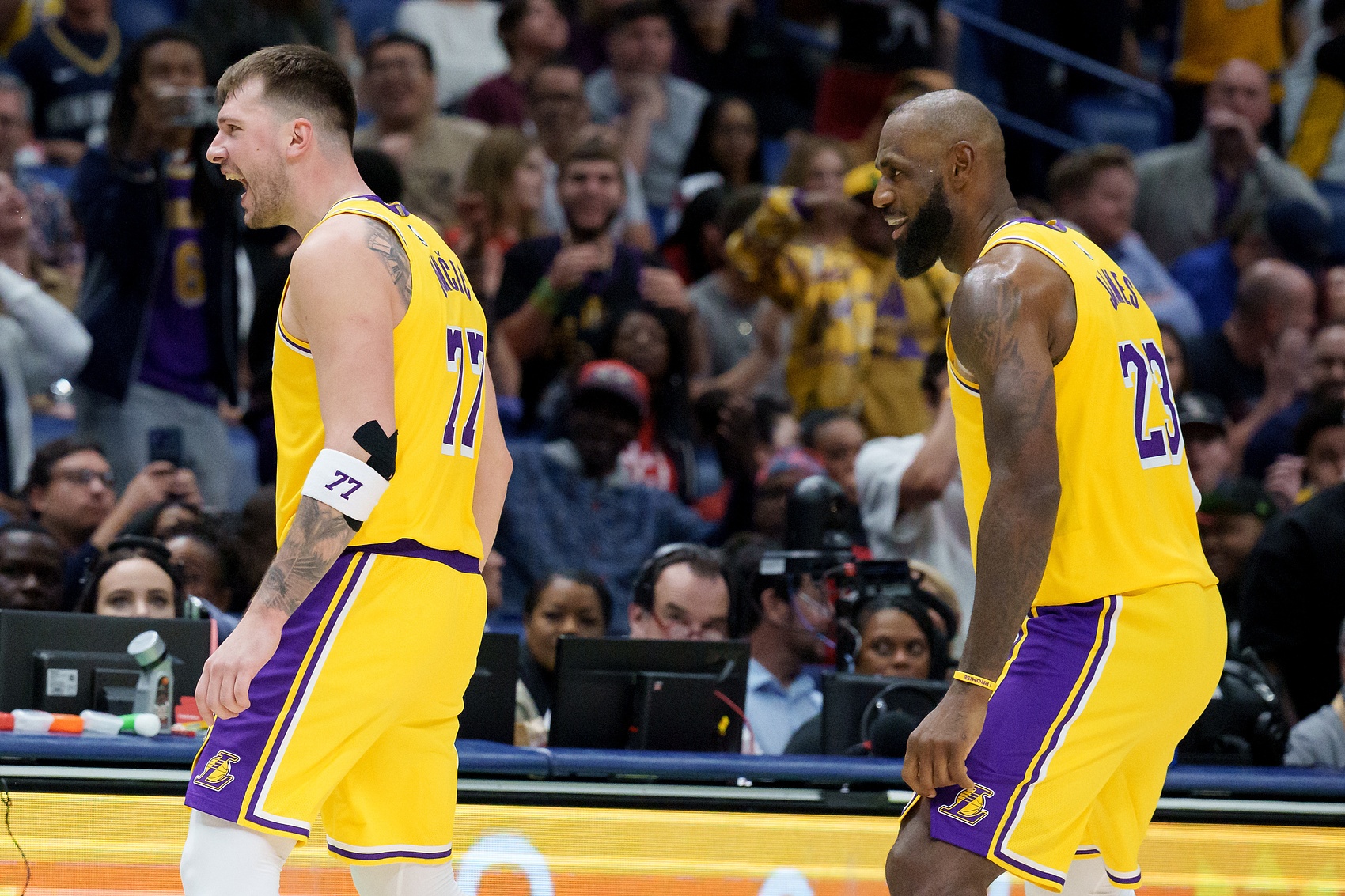 b体育官网入口-徐静雨:老狮王不容易 具备一双慧眼的球迷才能看到詹姆斯的伟大