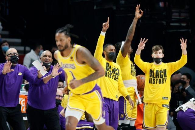 B体育官方网站-没解决问题但也没制造新问题,湖人管理层原地踏步