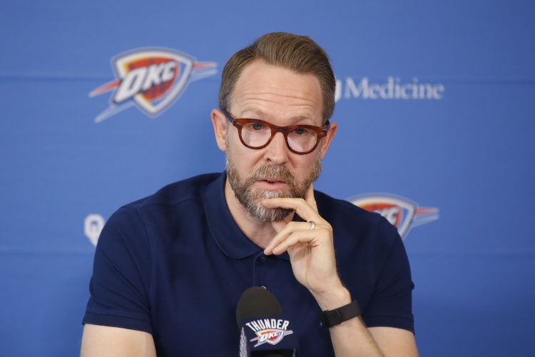 BSPORTS-美记：独行侠目标高管人选包括普雷斯蒂&amp;史蒂文斯 基德或留任主帅
